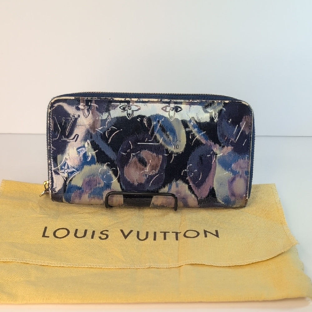 Louis Vuitton Zippy Monogram Vernis Ikat Floral Wallet